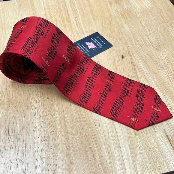 NWT SHEET MUSIC Red 100% Silk Tie By Alynn Neckwear - Picture 1 of 9